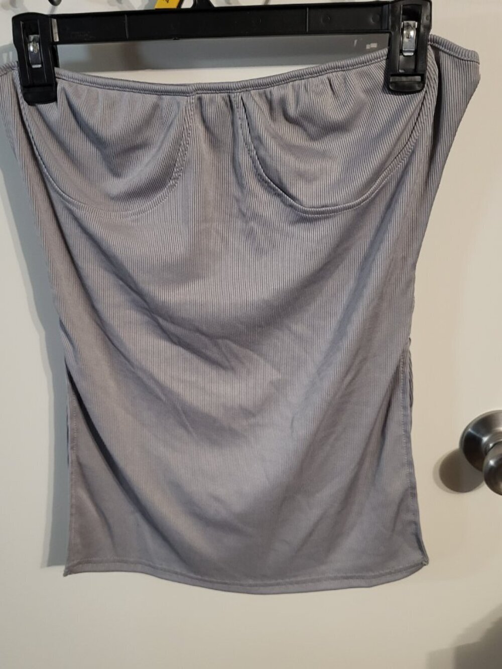 SUMMER GRAY HALTER TOP SZ L